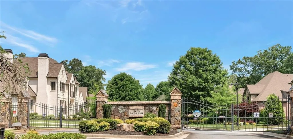 210 Rivermere Way, Sandy Springs, Georgia 30350, 6 Bedrooms Bedrooms, ,5 BathroomsBathrooms,Residential,Sold,210 Rivermere Way,7066470