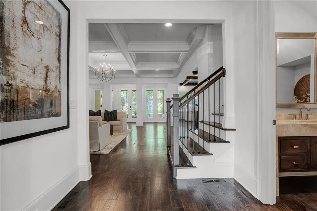 210 Rivermere Way, Sandy Springs, Georgia 30350, 6 Bedrooms Bedrooms, ,5 BathroomsBathrooms,Residential,Sold,210 Rivermere Way,7066470