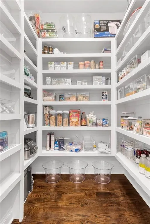 210 Rivermere Way, Sandy Springs, Georgia 30350, 6 Bedrooms Bedrooms, ,5 BathroomsBathrooms,Residential,Sold,210 Rivermere Way,7066470