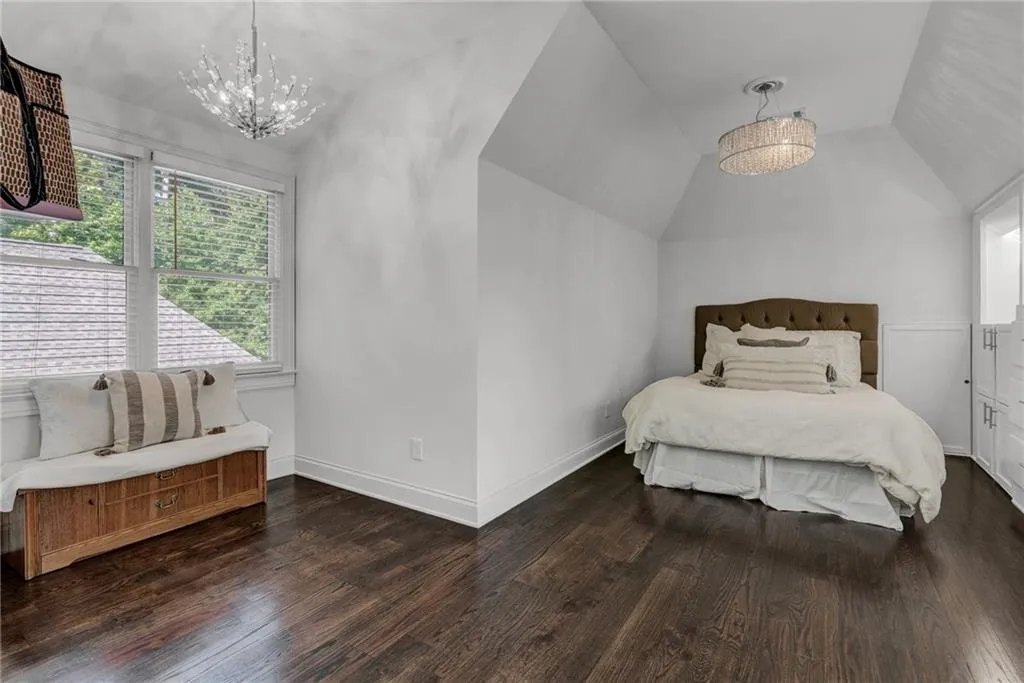 210 Rivermere Way, Sandy Springs, Georgia 30350, 6 Bedrooms Bedrooms, ,5 BathroomsBathrooms,Residential,Sold,210 Rivermere Way,7066470