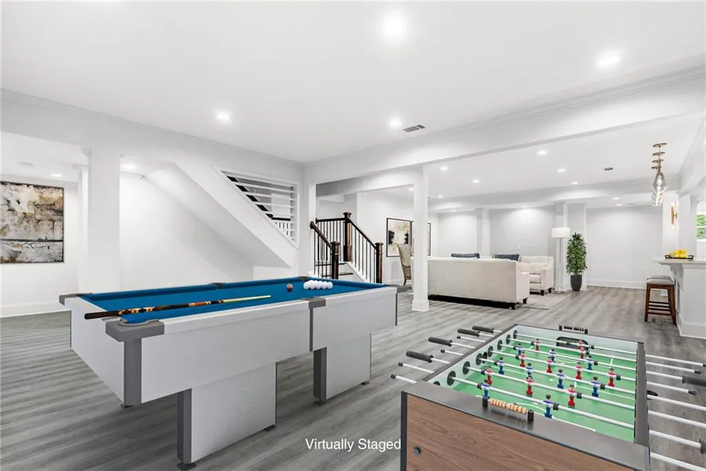 210 Rivermere Way, Sandy Springs, Georgia 30350, 6 Bedrooms Bedrooms, ,5 BathroomsBathrooms,Residential,Sold,210 Rivermere Way,7066470