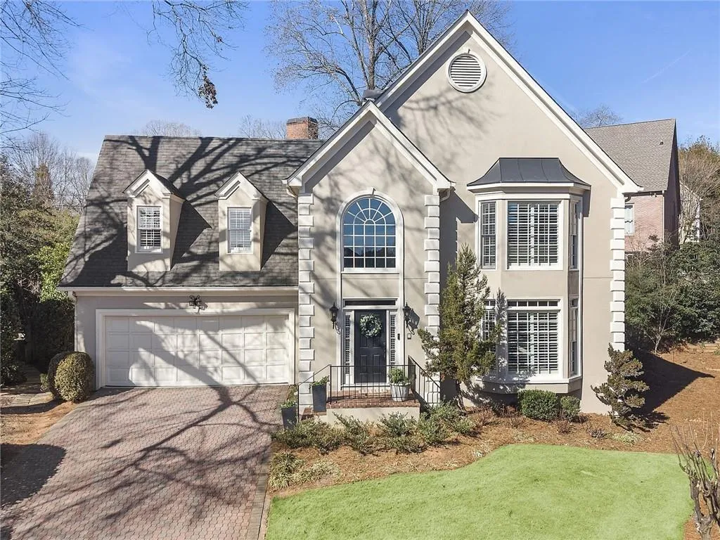 225 Embassy Court, Atlanta, Georgia 30328, 3 Bedrooms Bedrooms, ,2 BathroomsBathrooms,Residential,For Sale,225 Embassy Court,7703986