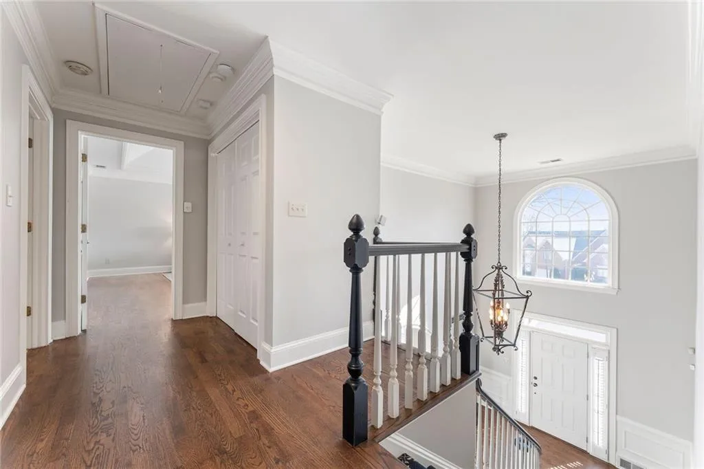 225 Embassy Court, Atlanta, Georgia 30328, 3 Bedrooms Bedrooms, ,2 BathroomsBathrooms,Residential,For Sale,225 Embassy Court,7703986