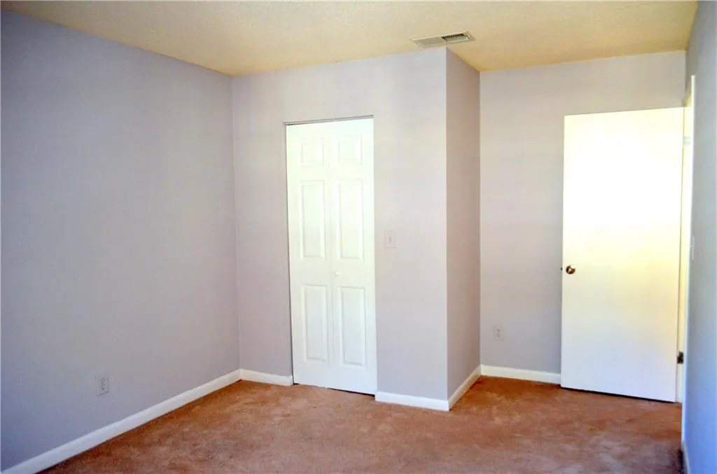 6900 Roswell Road Unit K2, Atlanta, Georgia 30328, 4 Bedrooms Bedrooms, ,2 BathroomsBathrooms,Residential,Sold,6900 Roswell Road Unit K2,5611730