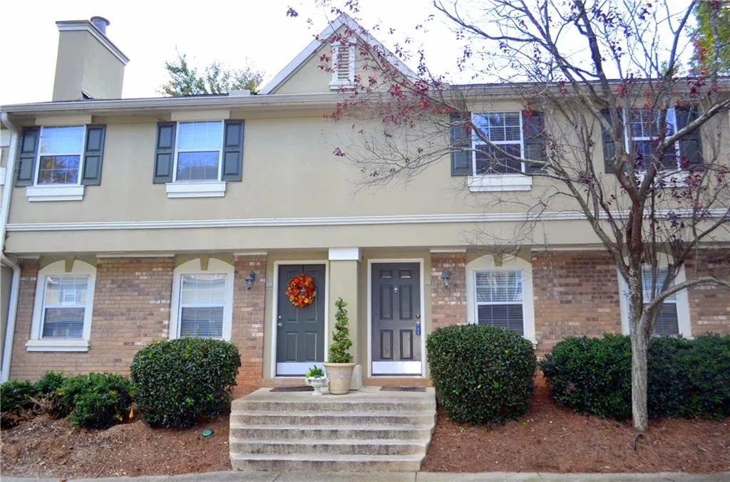 6900 Roswell Road Unit K2, Atlanta, Georgia 30328, 4 Bedrooms Bedrooms, ,2 BathroomsBathrooms,Residential,Sold,6900 Roswell Road Unit K2,5611730
