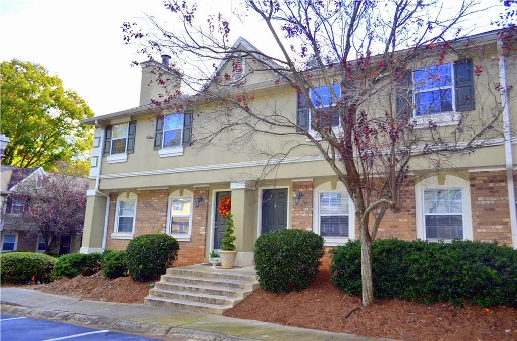6900 Roswell Road Unit K2, Atlanta, Georgia 30328, 4 Bedrooms Bedrooms, ,2 BathroomsBathrooms,Residential,Sold,6900 Roswell Road Unit K2,5611730