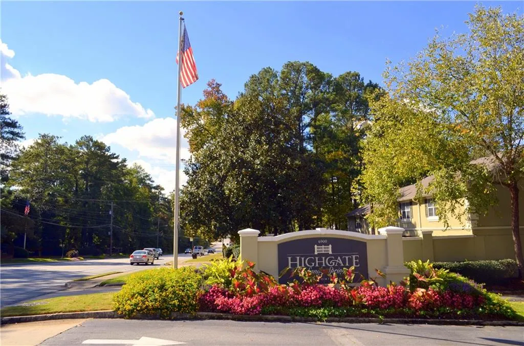 6900 Roswell Road Unit K2, Atlanta, Georgia 30328, 4 Bedrooms Bedrooms, ,2 BathroomsBathrooms,Residential,Sold,6900 Roswell Road Unit K2,5611730