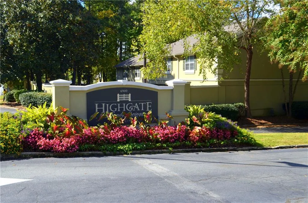 6900 Roswell Road Unit K2, Atlanta, Georgia 30328, 4 Bedrooms Bedrooms, ,2 BathroomsBathrooms,Residential,Sold,6900 Roswell Road Unit K2,5611730