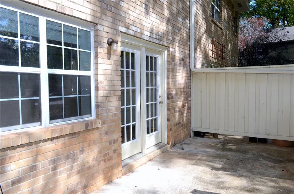 6900 Roswell Road Unit K2, Atlanta, Georgia 30328, 4 Bedrooms Bedrooms, ,2 BathroomsBathrooms,Residential,Sold,6900 Roswell Road Unit K2,5611730