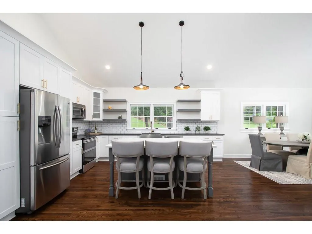 435 Forest Valley Road, Sandy Springs, Georgia 30342, 5 Bedrooms Bedrooms, ,3 BathroomsBathrooms,Residential,Sold,435 Forest Valley Road,6061299