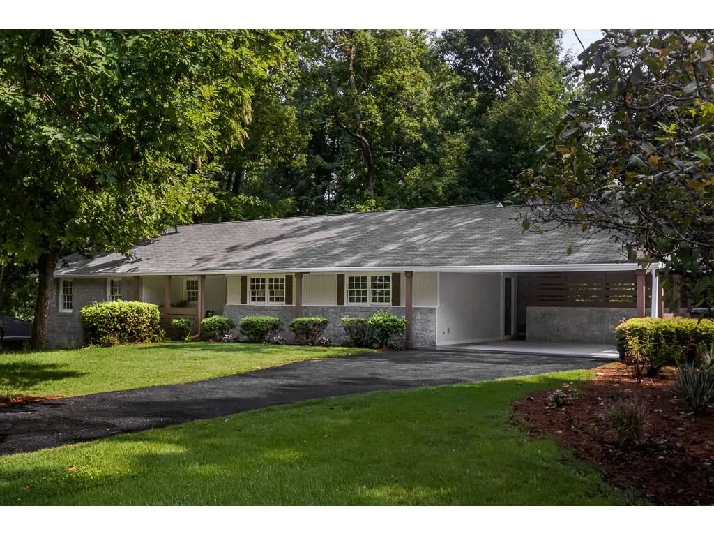 435 Forest Valley Road, Sandy Springs, Georgia 30342, 5 Bedrooms Bedrooms, ,3 BathroomsBathrooms,Residential,Sold,435 Forest Valley Road,6061299