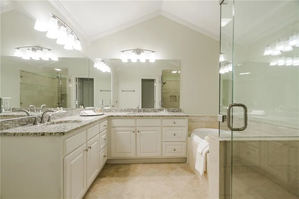 229 Chemin De Vie, Sandy Springs, Georgia 30342, 4 Bedrooms Bedrooms, ,3 BathroomsBathrooms,Residential,Sold,229 Chemin De Vie,5766051