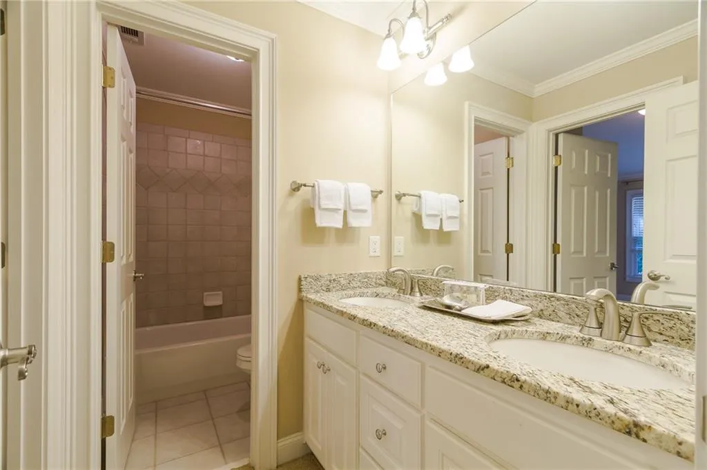 229 Chemin De Vie, Sandy Springs, Georgia 30342, 4 Bedrooms Bedrooms, ,3 BathroomsBathrooms,Residential,Sold,229 Chemin De Vie,5766051