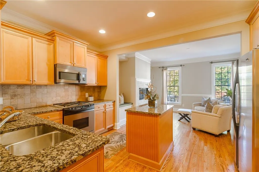 229 Chemin De Vie, Sandy Springs, Georgia 30342, 4 Bedrooms Bedrooms, ,3 BathroomsBathrooms,Residential,Sold,229 Chemin De Vie,5766051