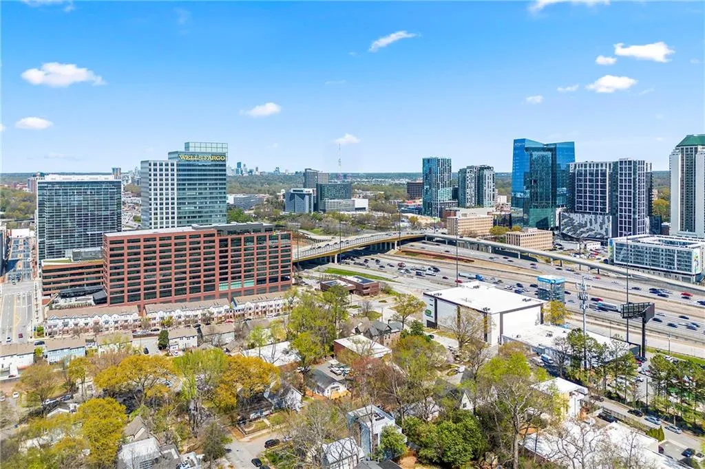 1231 Barnes Street Nw, Atlanta, Georgia 30318, 5 Bedrooms Bedrooms, ,6 BathroomsBathrooms,Residential,For Sale,1231 Barnes Street Nw,7601278