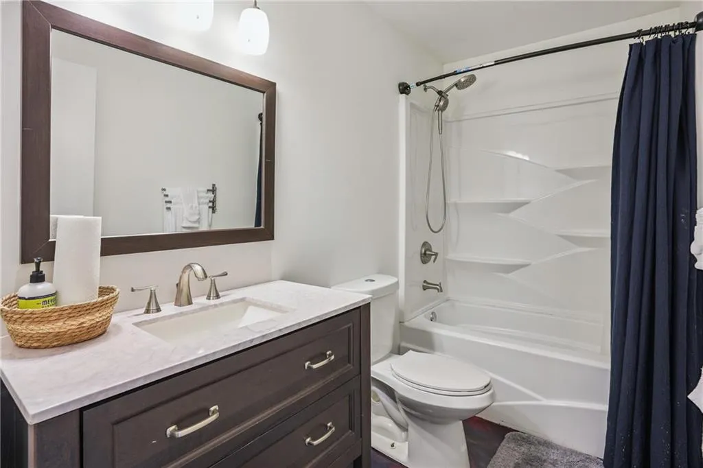 1231 Barnes Street Nw, Atlanta, Georgia 30318, 5 Bedrooms Bedrooms, ,6 BathroomsBathrooms,Residential,For Sale,1231 Barnes Street Nw,7601278
