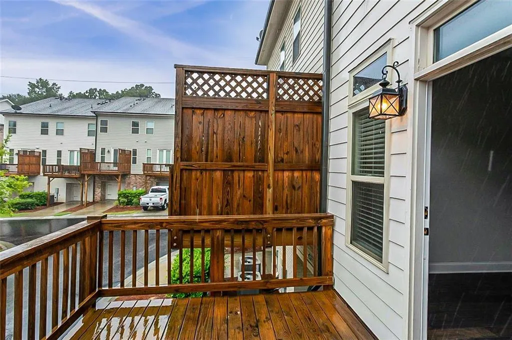 4105 Township Parkway, Atlanta, Georgia 30342, 2 Bedrooms Bedrooms, ,2 BathroomsBathrooms,Residential,Sold,4105 Township Parkway,6933335