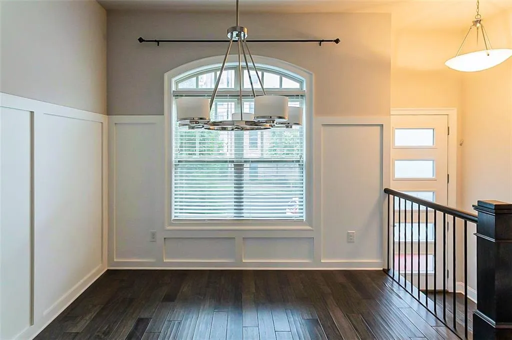 4105 Township Parkway, Atlanta, Georgia 30342, 2 Bedrooms Bedrooms, ,2 BathroomsBathrooms,Residential,Sold,4105 Township Parkway,6933335