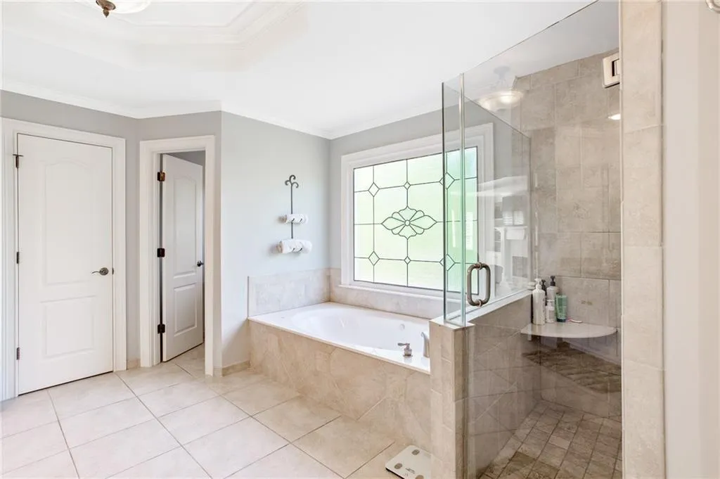 7926 Stratford Lane, Sandy Springs, Georgia 30350, 5 Bedrooms Bedrooms, ,6 BathroomsBathrooms,Residential,Sold,7926 Stratford Lane,6872553