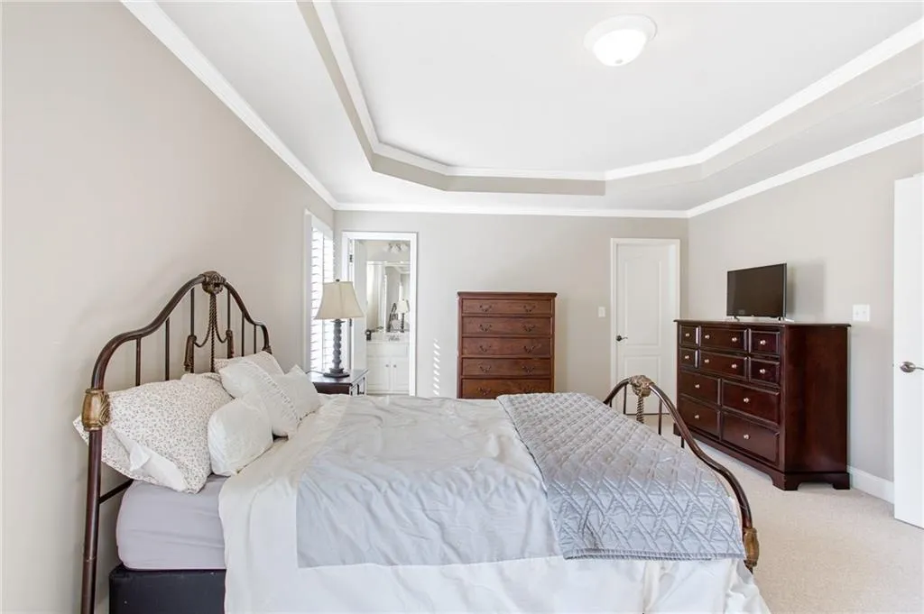 7926 Stratford Lane, Sandy Springs, Georgia 30350, 5 Bedrooms Bedrooms, ,6 BathroomsBathrooms,Residential,Sold,7926 Stratford Lane,6872553