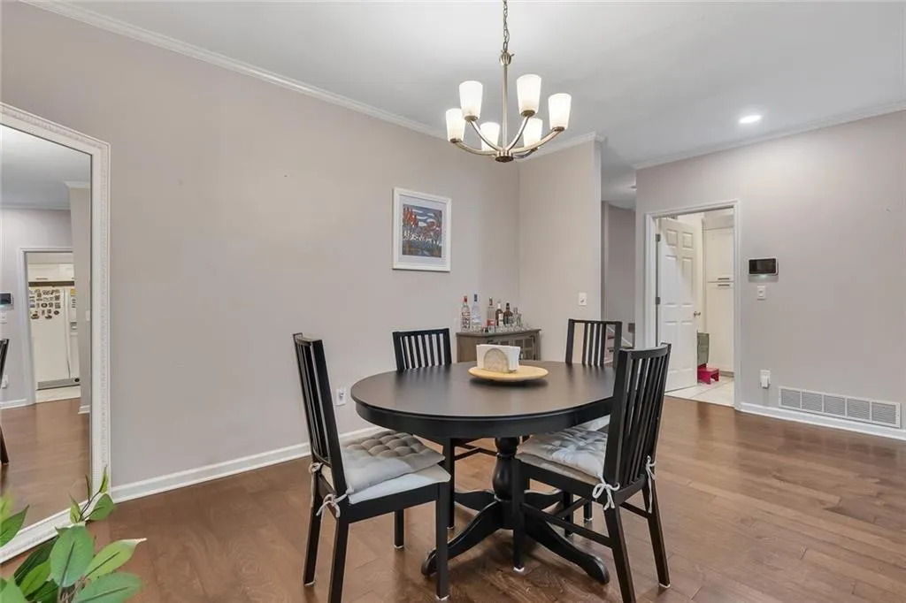 905 Brandywine Circle, Atlanta, Georgia 30350, 3 Bedrooms Bedrooms, ,2 BathroomsBathrooms,Residential,Sold,905 Brandywine Circle,7428689