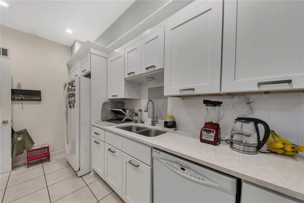 905 Brandywine Circle, Atlanta, Georgia 30350, 3 Bedrooms Bedrooms, ,2 BathroomsBathrooms,Residential,Sold,905 Brandywine Circle,7428689