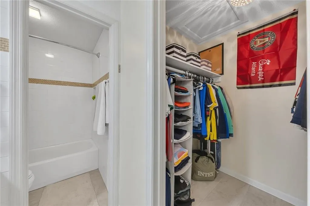 905 Brandywine Circle, Atlanta, Georgia 30350, 3 Bedrooms Bedrooms, ,2 BathroomsBathrooms,Residential,Sold,905 Brandywine Circle,7428689