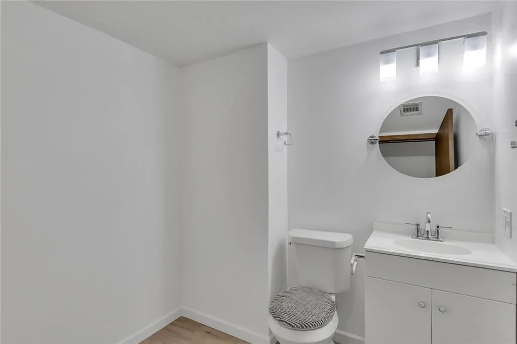 905 Brandywine Circle, Atlanta, Georgia 30350, 3 Bedrooms Bedrooms, ,2 BathroomsBathrooms,Residential,Sold,905 Brandywine Circle,7428689