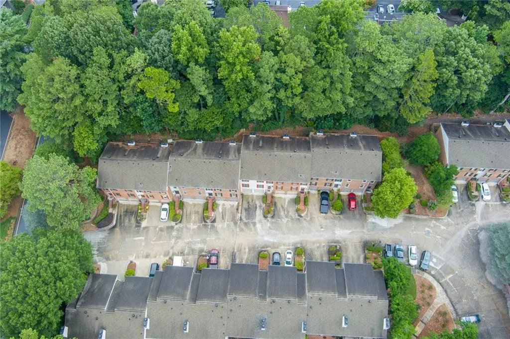 905 Brandywine Circle, Atlanta, Georgia 30350, 3 Bedrooms Bedrooms, ,2 BathroomsBathrooms,Residential,Sold,905 Brandywine Circle,7428689