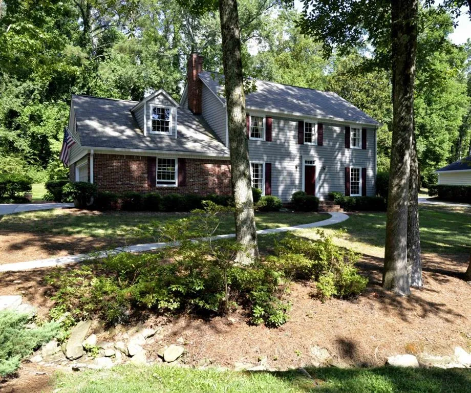 7365 Hunters Branch Drive, Sandy Springs, Georgia 30328, 4 Bedrooms Bedrooms, ,2 BathroomsBathrooms,Residential,Sold,7365 Hunters Branch Drive,5715985