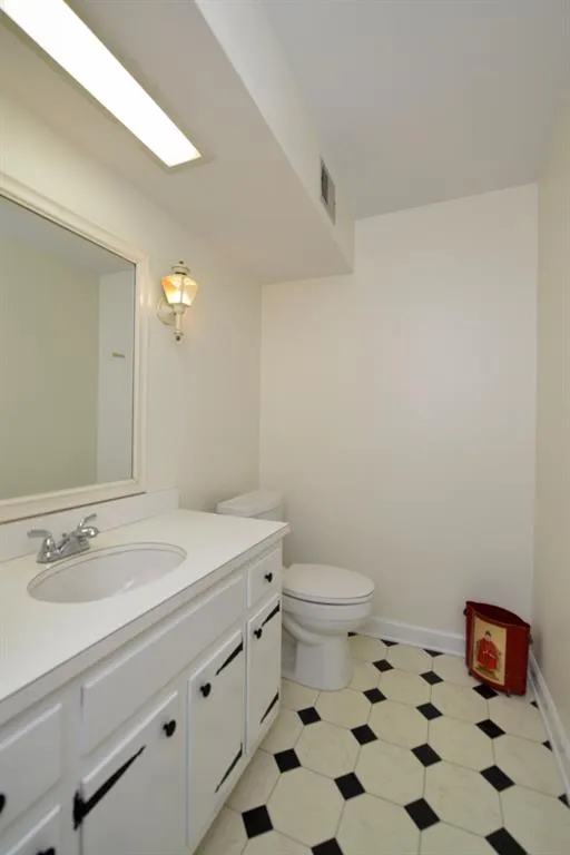 7365 Hunters Branch Drive, Sandy Springs, Georgia 30328, 4 Bedrooms Bedrooms, ,2 BathroomsBathrooms,Residential,Sold,7365 Hunters Branch Drive,5715985