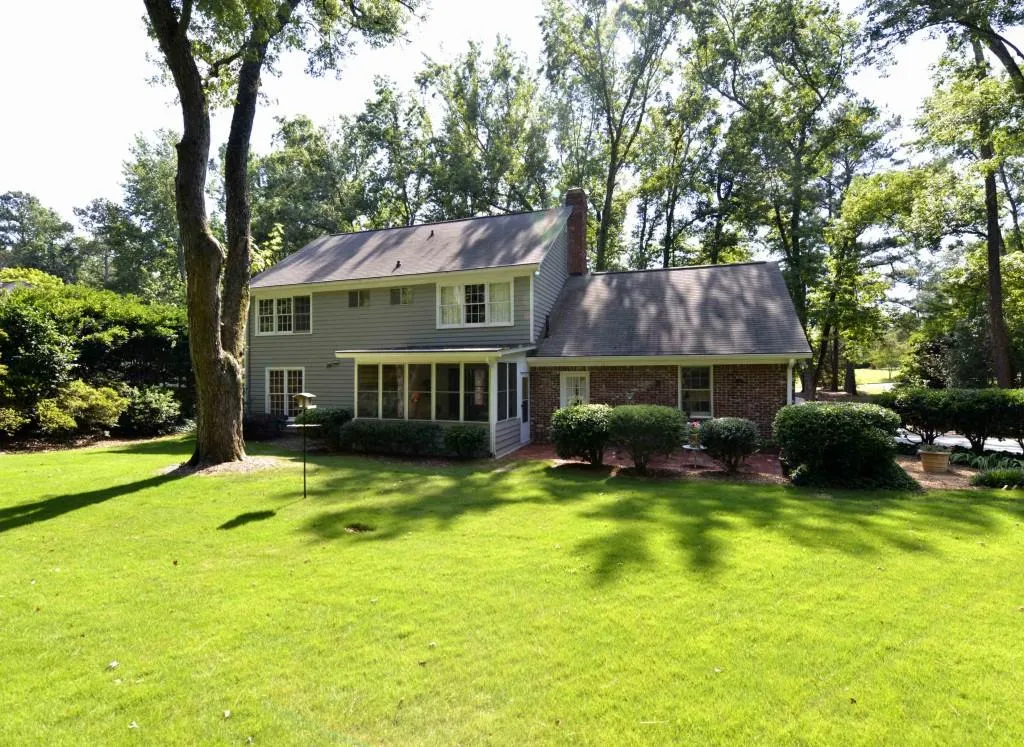 7365 Hunters Branch Drive, Sandy Springs, Georgia 30328, 4 Bedrooms Bedrooms, ,2 BathroomsBathrooms,Residential,Sold,7365 Hunters Branch Drive,5715985