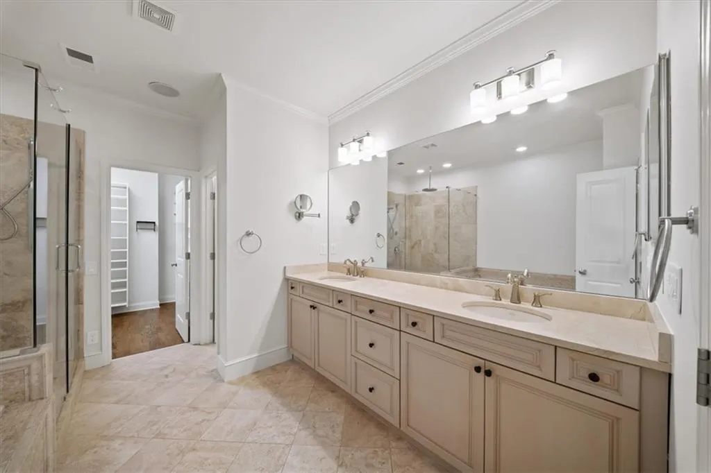 552 Sarabrook Place, Atlanta, Georgia 30342, 3 Bedrooms Bedrooms, ,3 BathroomsBathrooms,Residential,Sold,552 Sarabrook Place,7762880