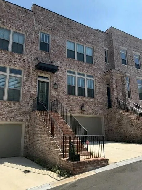 53 Marlow Place, Sandy Springs, Georgia 30328, 3 Bedrooms Bedrooms, ,3 BathroomsBathrooms,Residential,Sold,53 Marlow Place,5909925