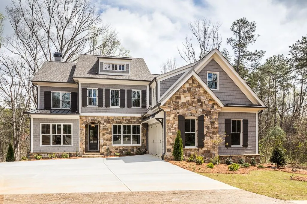 560 Belada Boulevard, Sandy Springs, Georgia 30342, 6 Bedrooms Bedrooms, ,5 BathroomsBathrooms,Residential,Sold,560 Belada Boulevard,5988726