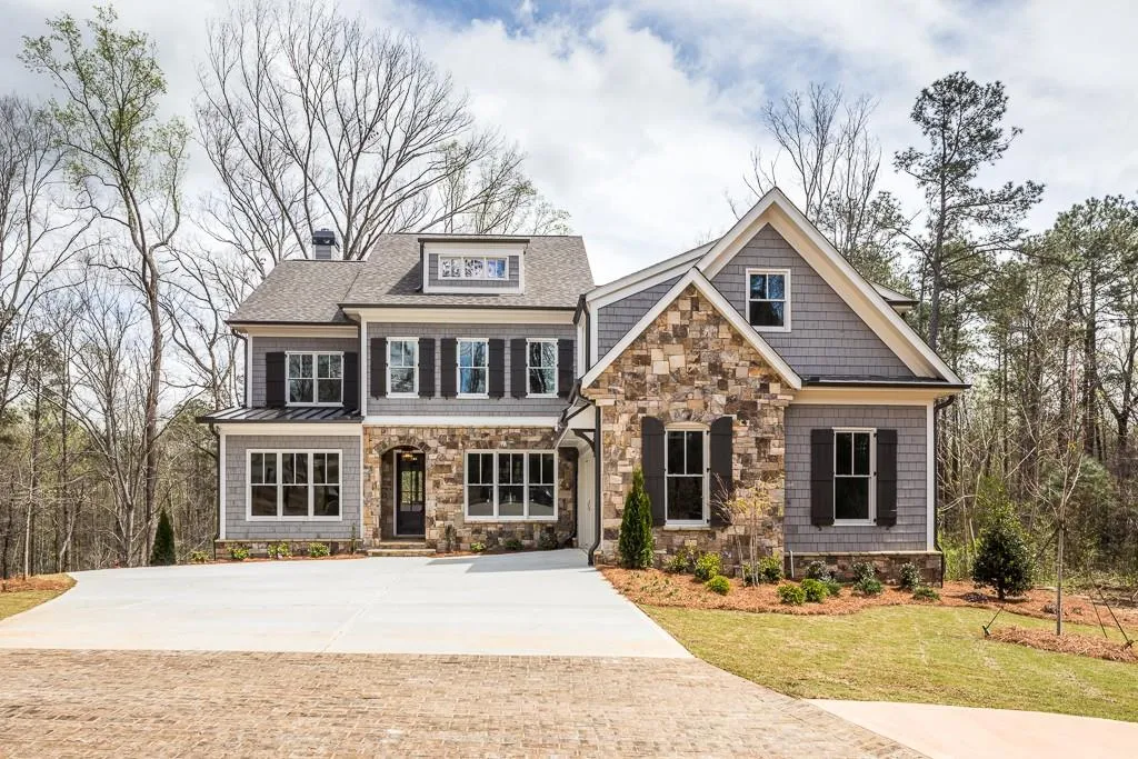 560 Belada Boulevard, Sandy Springs, Georgia 30342, 6 Bedrooms Bedrooms, ,5 BathroomsBathrooms,Residential,Sold,560 Belada Boulevard,5988726