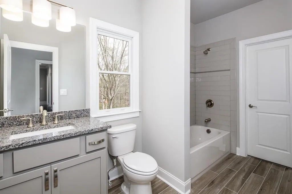 560 Belada Boulevard, Sandy Springs, Georgia 30342, 6 Bedrooms Bedrooms, ,5 BathroomsBathrooms,Residential,Sold,560 Belada Boulevard,5988726