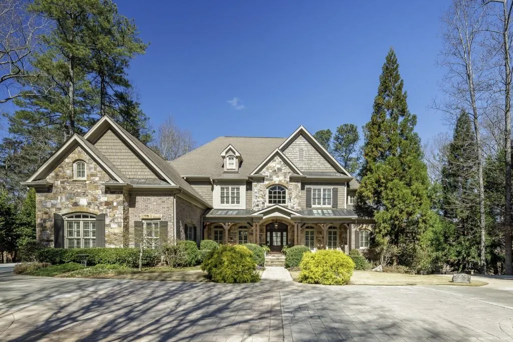 8176 Hewlett Road, Atlanta, Georgia 30350, 7 Bedrooms Bedrooms, ,8 BathroomsBathrooms,Residential,Sold,8176 Hewlett Road,7350914