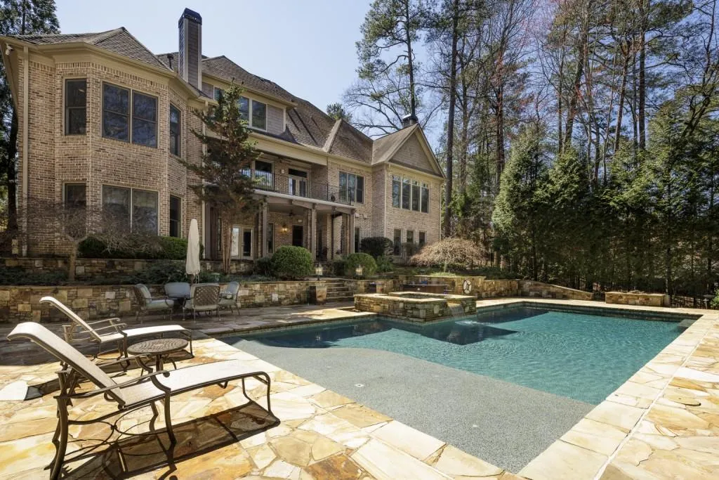 8176 Hewlett Road, Atlanta, Georgia 30350, 7 Bedrooms Bedrooms, ,8 BathroomsBathrooms,Residential,Sold,8176 Hewlett Road,7350914