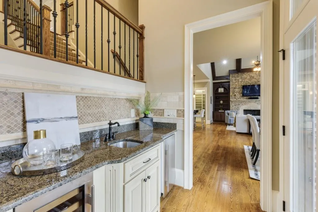 8176 Hewlett Road, Atlanta, Georgia 30350, 7 Bedrooms Bedrooms, ,8 BathroomsBathrooms,Residential,Sold,8176 Hewlett Road,7350914