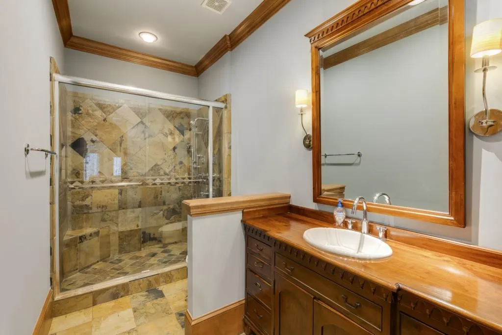 8176 Hewlett Road, Atlanta, Georgia 30350, 7 Bedrooms Bedrooms, ,8 BathroomsBathrooms,Residential,Sold,8176 Hewlett Road,7350914