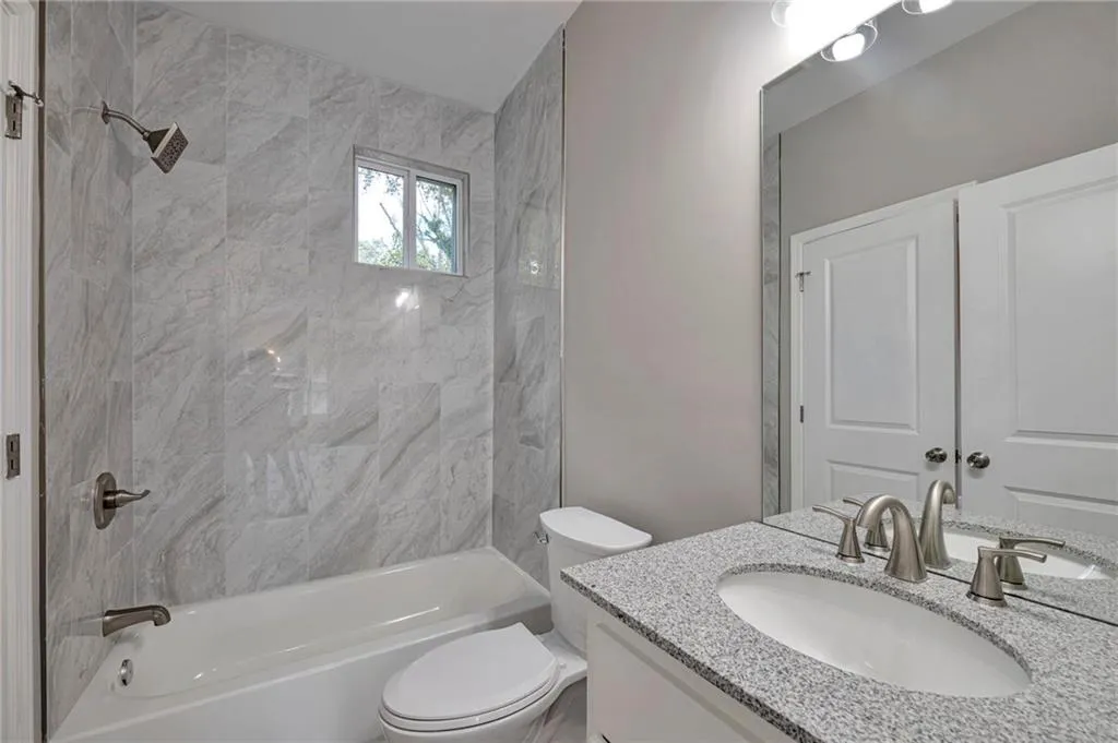 2698 Mango Circle Nw, Atlanta, Georgia 30318, 3 Bedrooms Bedrooms, 0 ,2 BathroomsBathrooms,Residential,For Sale,2698 Mango Circle Nw,7678481