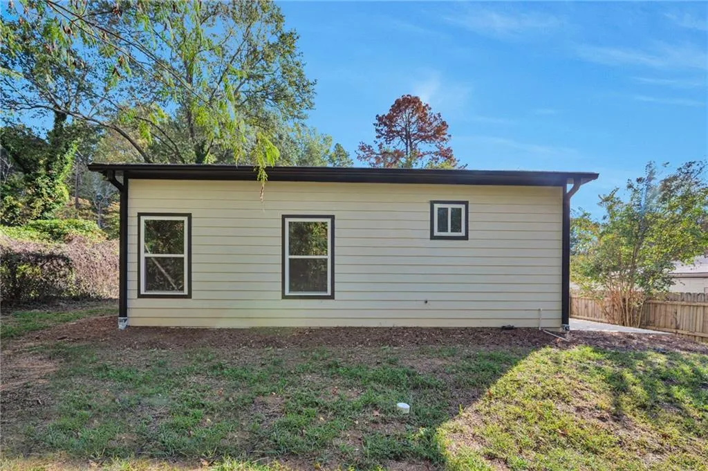2698 Mango Circle Nw, Atlanta, Georgia 30318, 3 Bedrooms Bedrooms, 0 ,2 BathroomsBathrooms,Residential,For Sale,2698 Mango Circle Nw,7678481