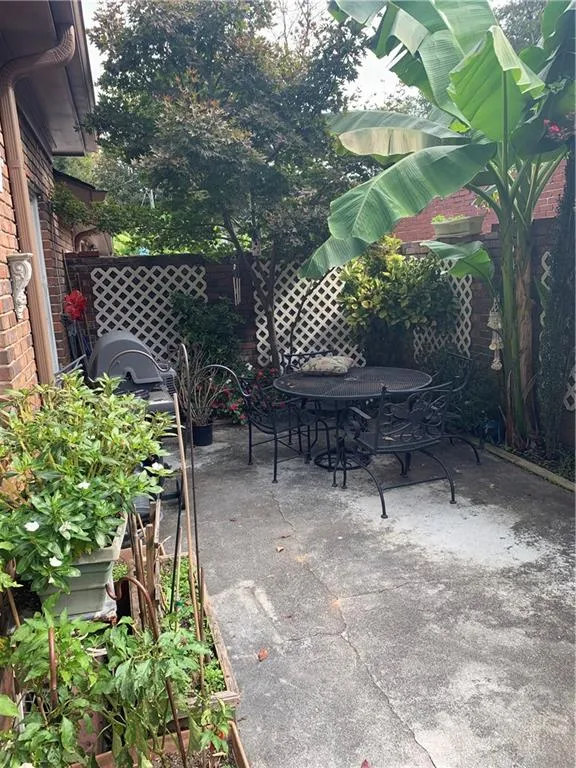5375 Roswell Road Unit A-5, Sandy Springs, Georgia 30342, 2 Bedrooms Bedrooms, ,2 BathroomsBathrooms,Residential,Sold,5375 Roswell Road Unit A-5,6967679