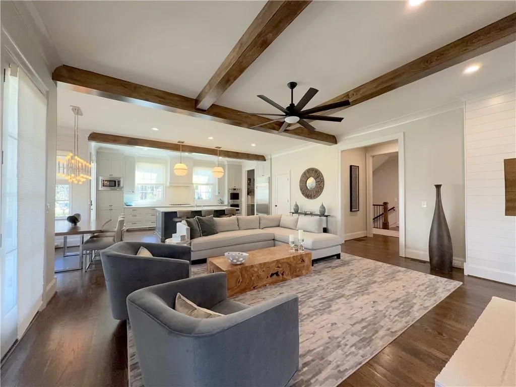 5210 Timber Trail S, Sandy Springs, Georgia 30342, 5 Bedrooms Bedrooms, ,4 BathroomsBathrooms,Residential,Sold,5210 Timber Trail S,7542059