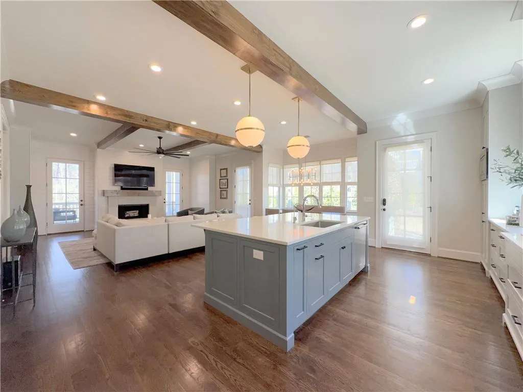 5210 Timber Trail S, Sandy Springs, Georgia 30342, 5 Bedrooms Bedrooms, ,4 BathroomsBathrooms,Residential,Sold,5210 Timber Trail S,7542059