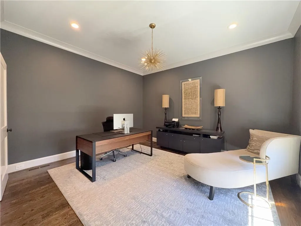 5210 Timber Trail S, Sandy Springs, Georgia 30342, 5 Bedrooms Bedrooms, ,4 BathroomsBathrooms,Residential,Sold,5210 Timber Trail S,7542059