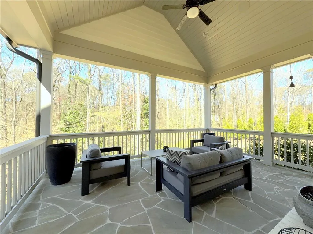 5210 Timber Trail S, Sandy Springs, Georgia 30342, 5 Bedrooms Bedrooms, ,4 BathroomsBathrooms,Residential,Sold,5210 Timber Trail S,7542059