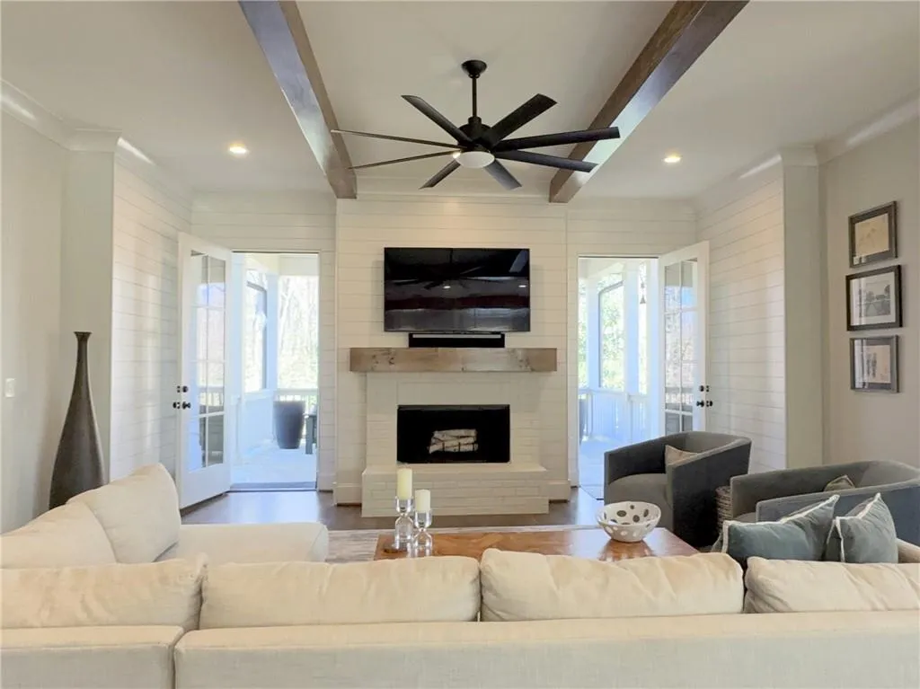 5210 Timber Trail S, Sandy Springs, Georgia 30342, 5 Bedrooms Bedrooms, ,4 BathroomsBathrooms,Residential,Sold,5210 Timber Trail S,7542059