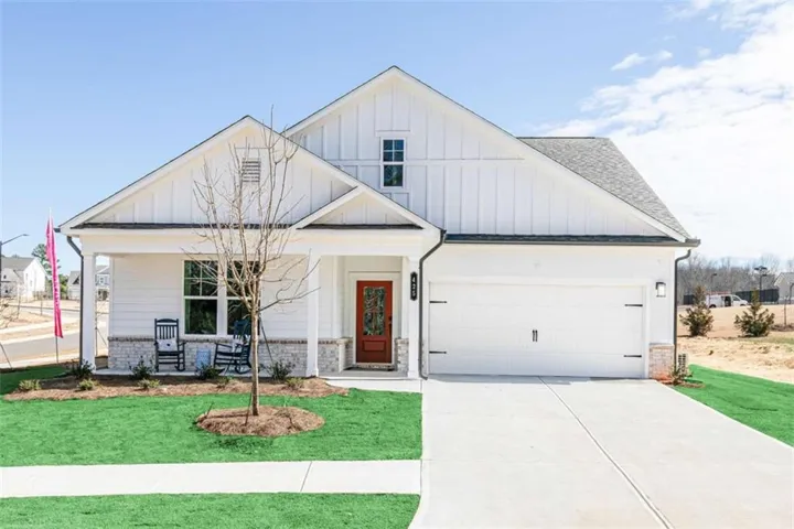 153 Chattahoochee Circle, Locust Grove, Georgia 30248